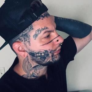 Meet your Posher, Nico